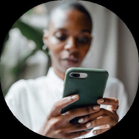 woman using her cell phone